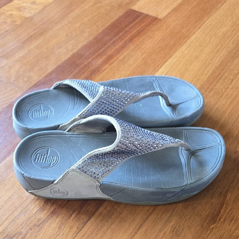 FitFlop Women's Gray Sandals